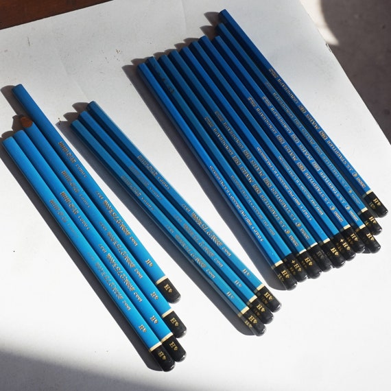 Artists Pencils / J.S. Staedtler / Mars / Unused Drawing Pencils