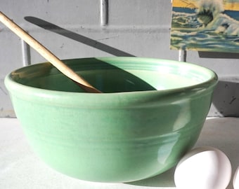 Crock Bowl / 9" Yelloware Bowl in a Great Pale Green Color / Good Condition / Sturdy Workhorse