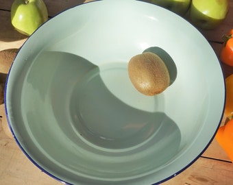 Enamelware / Round Bowl / Lightweight / Charming useful antique / Green Color with Blue Trim