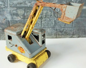 Marx Vintage Crane / Digger / Shovel / Pressed Steel Childs Toy / Fair Condition / Great Color