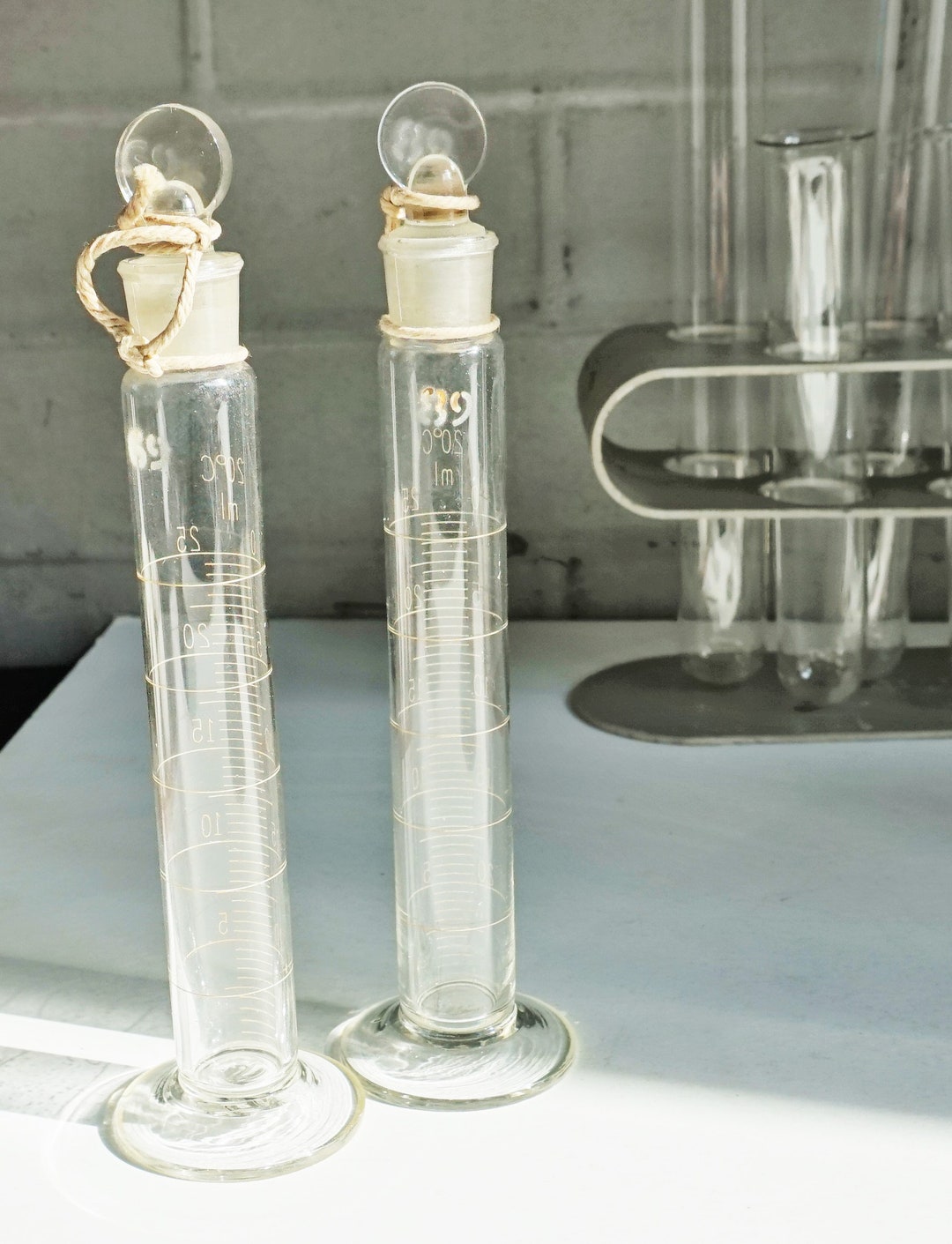 Science Glass / 2 Small Cylinders From the 1940's / Pyrex Etsy