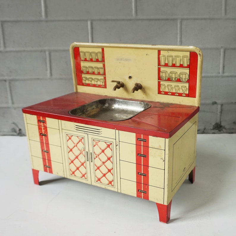Toy Kitchen Sink / Child's Toy From the 1930's / Etsy UK