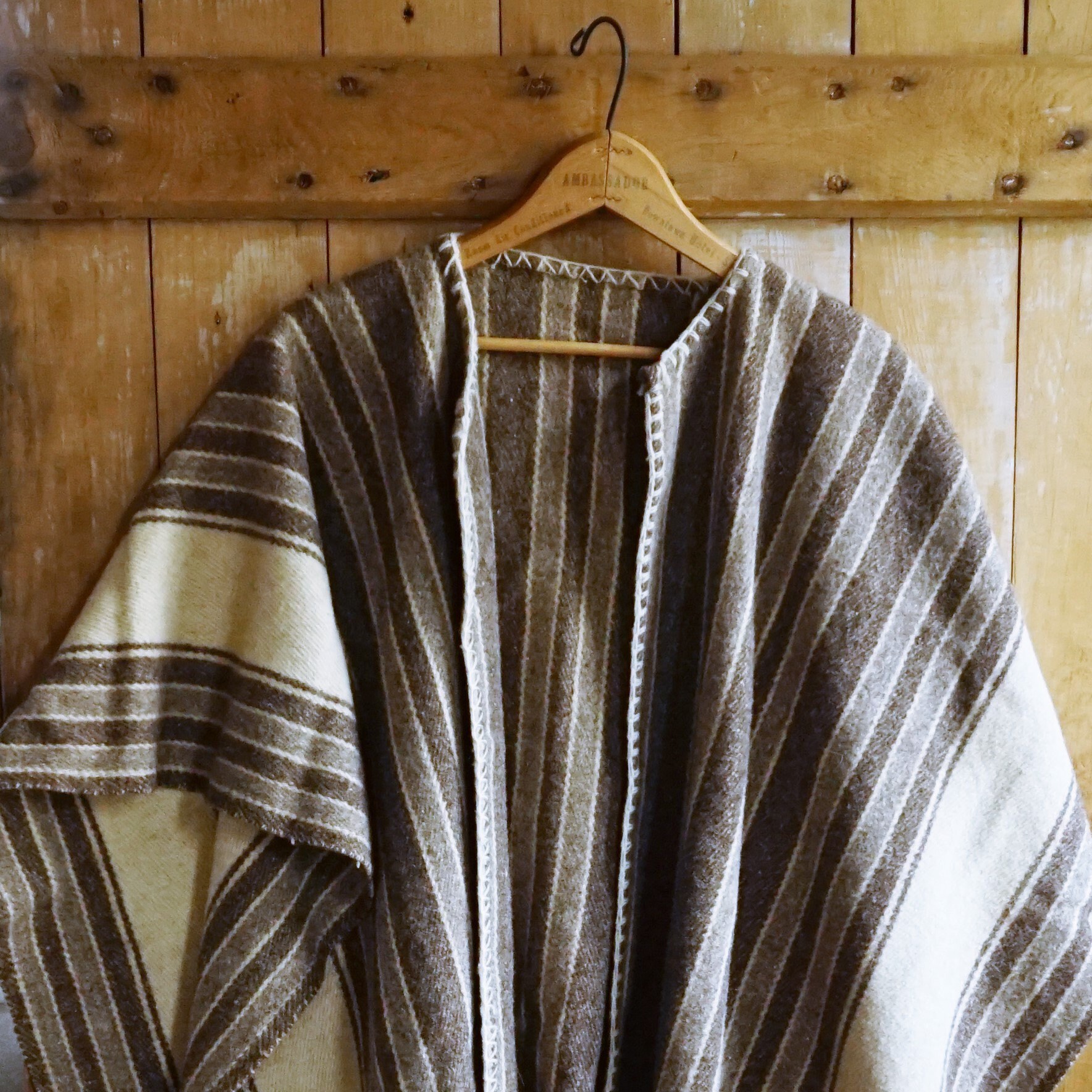 Wool Blanket Poncho / Vintage from South America / Blanket Stitch Edge / Good Condition