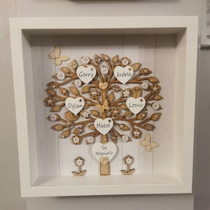 Family Tree frame, personalised up to 14 names, any colour, wooden tree and hearts, Wedding, Birthday, Mothers Day  Mum Christmas Box frame