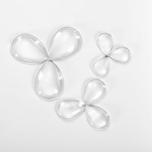 clear teardrop glass cabochons