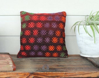 40cm Vintage kilim cushion cover handwoven - Boho brocade sunburts on burgundy