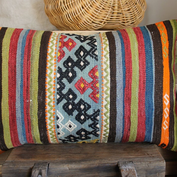 40*60cm (16*24in) Genuine Handwoven vintage kilim pillow cover  - hand spun wool - brocaded main centre with striped ends