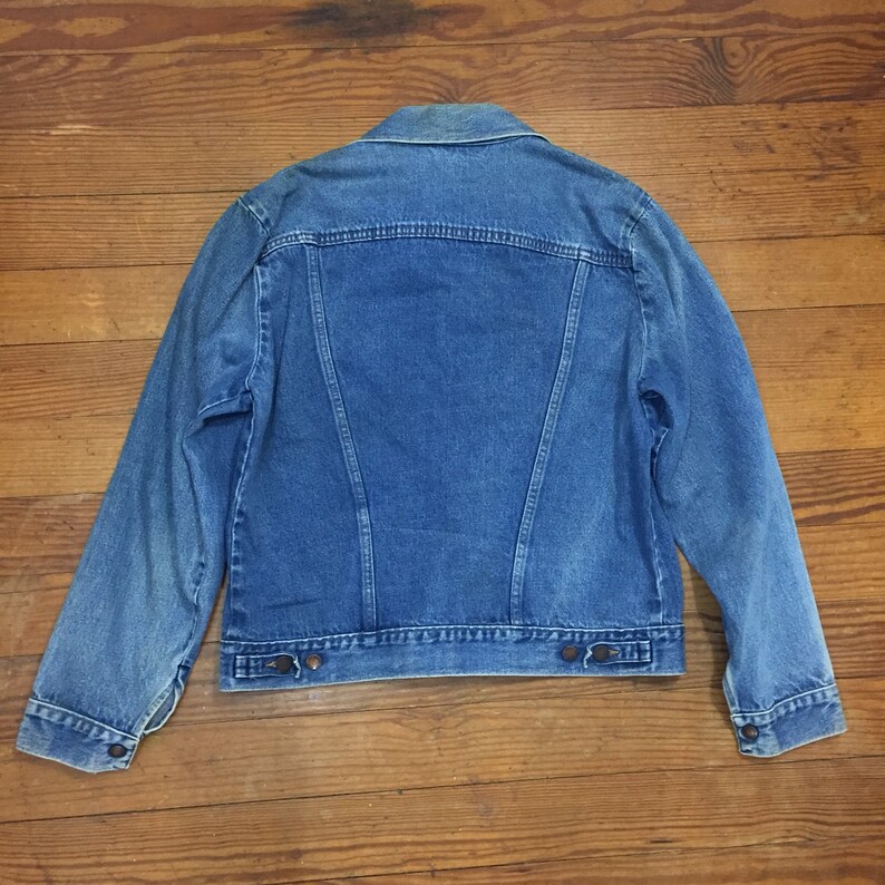 80s FADED Denim Mens Jean Jacket Medium Large Cuffed Rockabilly LONG Sleeve Jacket Womens oversized Boyfriend jacket Rustler wrangler denim
