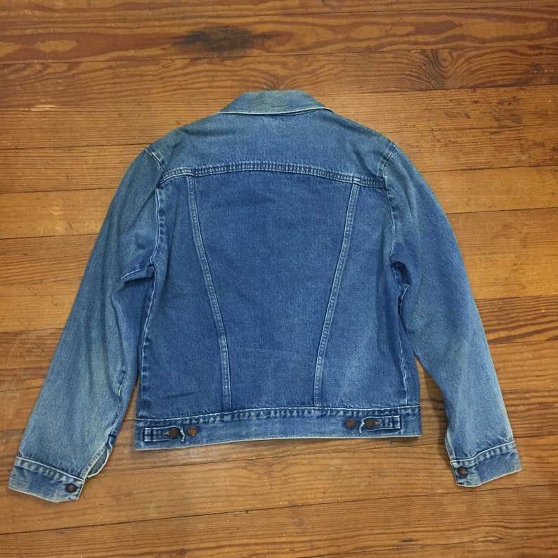 80s FADED Denim Mens Jean Jacket Medium Large Cuffed Rockabilly LONG Sleeve Jacket Womens oversized Boyfriend jacket Rustler wrangler denim