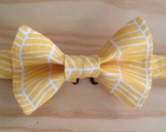 Yellow herringbone pattern bowtie