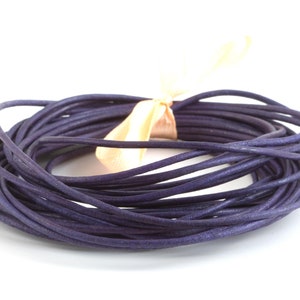 0.75 EUR/meter 5 m goat leather strap leather cord vintage purple ø1.5 mm soft dimensionally stable