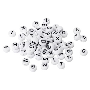 0,02 EUR/Stk. 126x  Buchstabenperle Weiss/Schwarz 7mm sortiert A-Z Acryl (4x jeder Buchstabe) Namensarmband Freundschaftsarmband