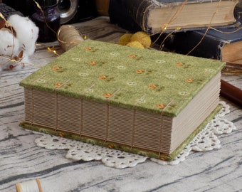 Reading journal A6, 500 pages chunky notebook, maximalism thick sage green journal, poetry handbound book, rustic vintage aesthetic journal