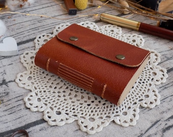 Worn leather travel journal, distressed full grain leather A7 journal, leather notebook, pocket notebook, cute book diary, stocking stuffer