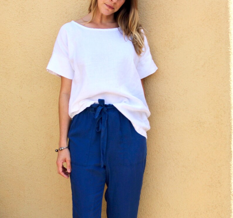 the Kelly tee a relaxed Loose fit Linen top image 2