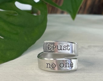 Trust No One Ring | Trust No One X Files | Mulder and Scully | X Files Gift