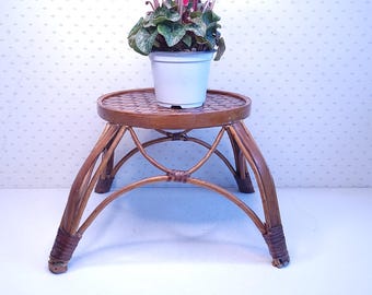Vintage Bambus Rattan Blumenhocker - Pflanzenhocker - Boho Home Decor -  Etsy.de