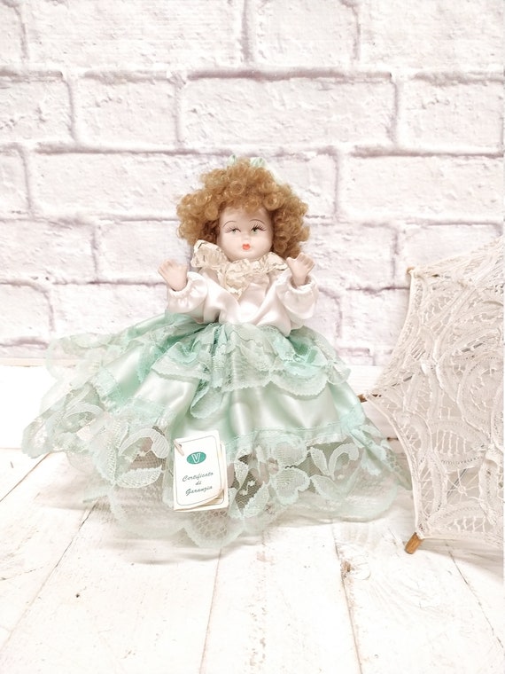 Bambola in porcellana Capodimonte, bambola vintage, collezione