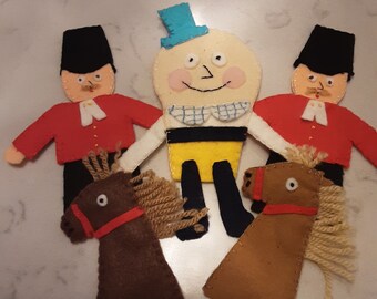 Humpty Dumpty finger puppets