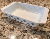 Pyrex Snowflake Spacesaver