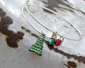 Brazalete ajustable de Navidad, Amuleto verde del árbol de Navidad, Pulsera expandible de plata, Pulsera navideña, Regalo para ella, Relleno de medias