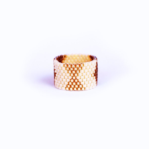 Chevron geometric Peyote band ring, Handwoven Peyote Ring, Modern Minimalist fashion jewelry,