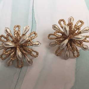 Brushed Gold Toned Metal Earrings with White Enamel - Sunburst Flower &quot;Crown&quot; Trifari Earrings - Vintage Clip On Earrings - Shimmering Gold