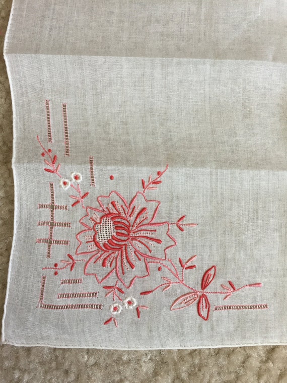 Vintage Linen Embroidered Handkerchief - Embroide… - image 2