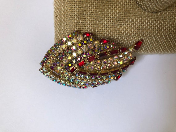 Aurora Borealis Brooch Red Rhinestone Gold Toned … - image 7