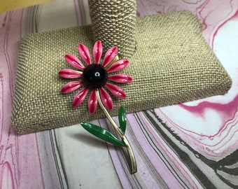 Vintage Sixties Flower Brooch: Pink Petal, Yellow Center - Etsy display picture 2