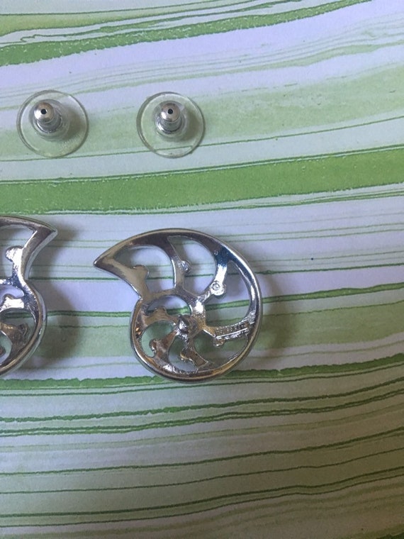 Silver Toned Metal Seashell Earrings Seashell Sil… - image 4