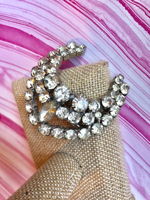 Ice Rhinestone Brooch With Silver Toned Metal Pin… - image 2