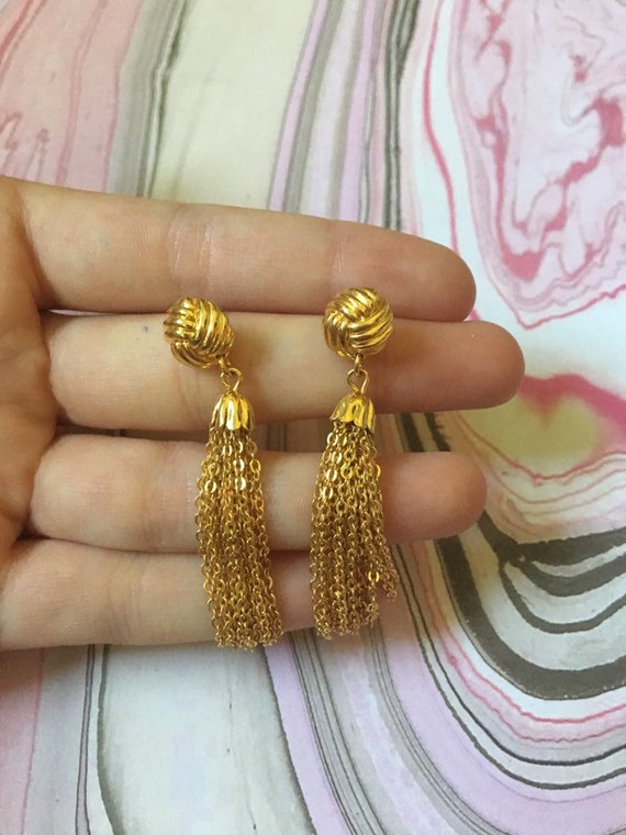 Dangle Drop Tassel Earrings - Gold Toned Metal Vi… - image 6