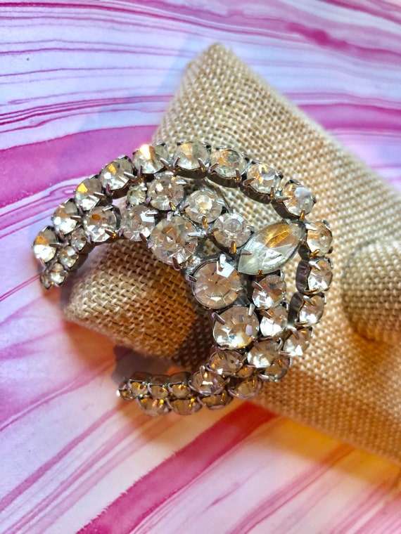 Ice Rhinestone Brooch With Silver Toned Metal Pin… - image 5