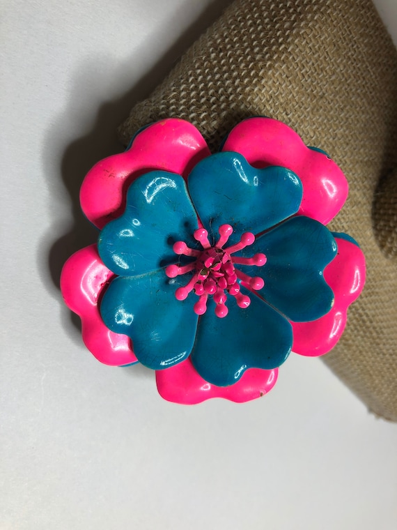 Vintage Flower Brooch with bright neon pink and b… - image 1