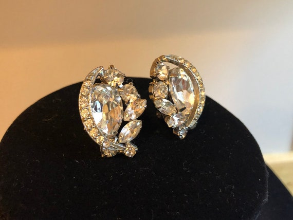 Ice Rhinestone Earrings Clip On Vintage Jewelry B… - image 5