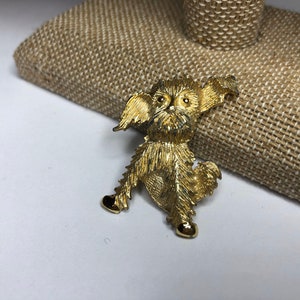 Vintage Gold Toned Metal Dog Brooch