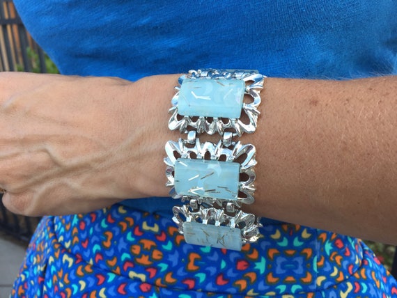 Aqua Colored Resin Bracelet with Silver Toned Met… - image 1
