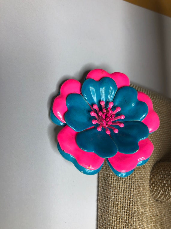 Vintage Flower Brooch with bright neon pink and b… - image 2