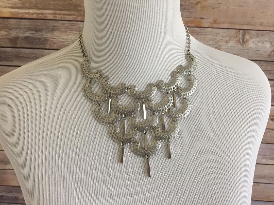 Silver Toned Metal Bib Necklace Silver Scallop Statement - Etsy