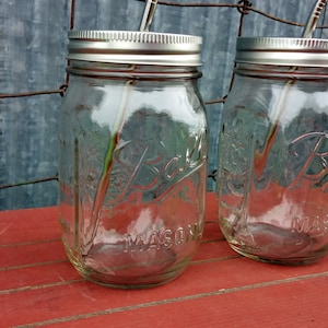 Set of 4 Mason Jar Tumblers | 16oz Pint Mason Drinking Jar & Stainless Steel Straw Set of 4 | To Go Drinking Glass | Stainless Steel Straw