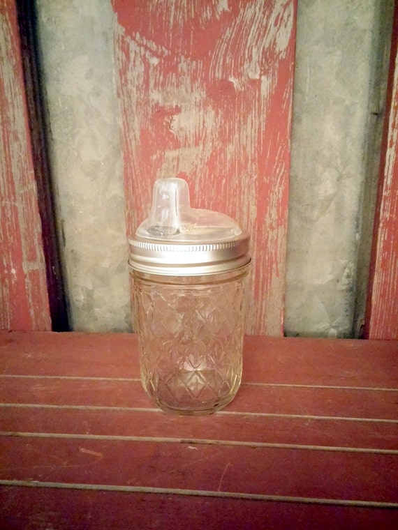 Why have Mason jars recently become so popular as a glass to drink