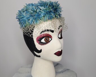 1960s Feathered Pillbox Hat With Blue Veil - Etsy display picture 3