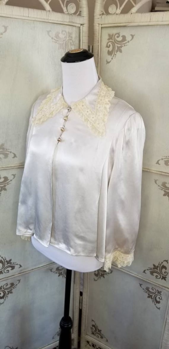 1940s Ivory Silk Bed Jacket Charles L Shaw - image 3