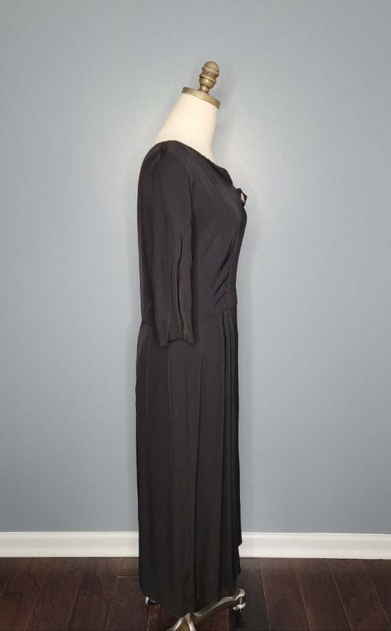 1960s Black Jersey Pleated Cocktail Dress - image 7