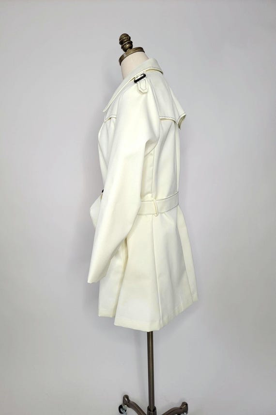 1960s Ivory Coat Mod Trench Coat - image 4