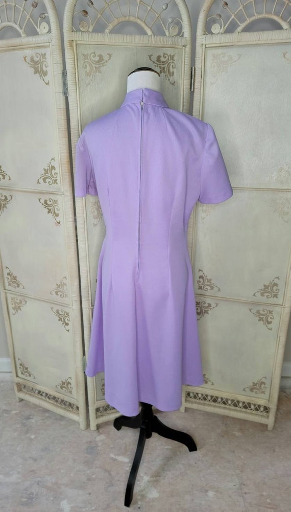 60s Embroidered Lavender Dress M/L - image 6
