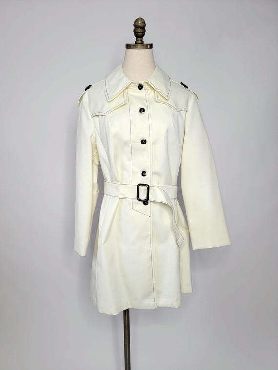 1960s Ivory Coat Mod Trench Coat - image 7