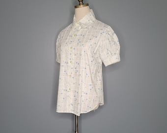 J C Penney White Blue Floral Button Up