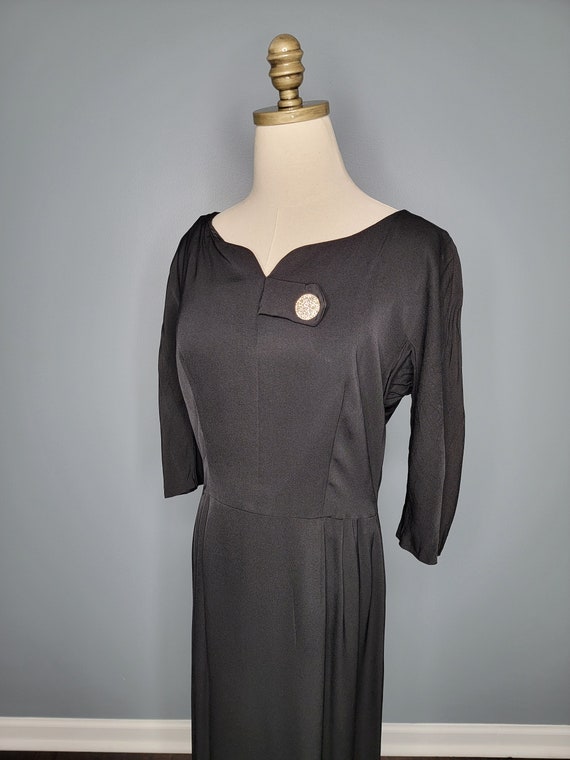 1960s Black Jersey Pleated Cocktail Dress - image 9